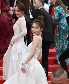 着装大胆的网红